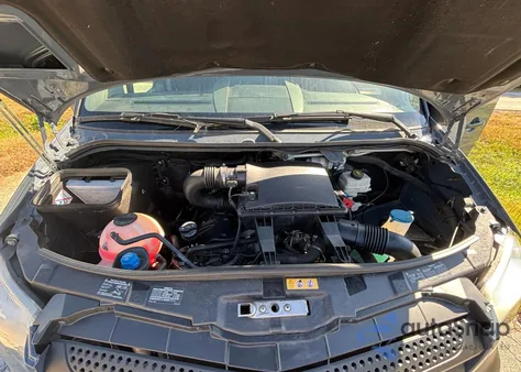 2018 Mercedes-Benz Sprinter 2500 из США, поврежденный, VIN WD3PE7CD8JP647868